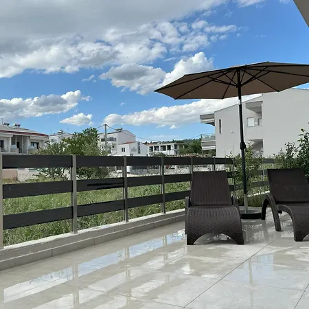 بيت للعطل Sunrise نيكيتي